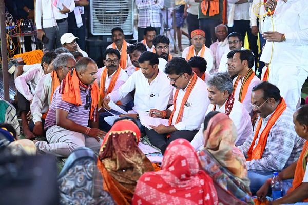 &rsquo;उप मुख्यमंत्री श्री विजय शर्मा ने दी विकास कार्यों की बड़ी सौगात, 4.36 करोड़ रूपए लागत के सड़क पुल-पुलिया निर्माण का किया भूमिपूजन&rsquo;