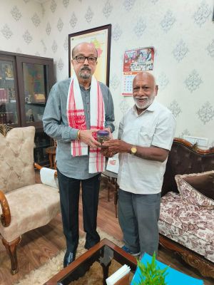 &rsquo;छत्तीसगढ़ चाय व्यापारी संघ के उपाध्यक्ष ने की राज्यपाल से सौजन्य भेंट&rsquo;    