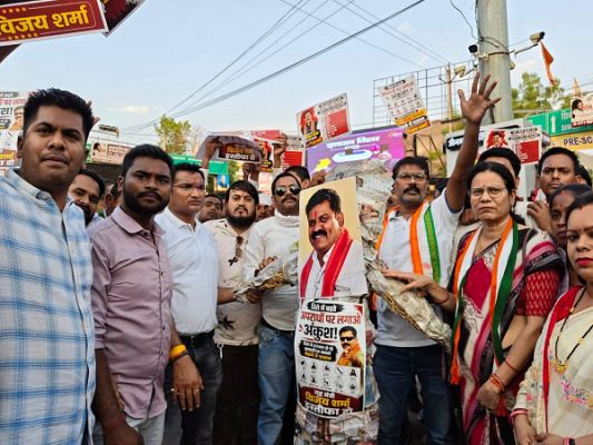 जनता डर में अपराधी मौज में कवर्धा को अपराध का अड्डा बनाकर बैठे हैं गृह मंत्री &mdash; नवीन जायसवाल