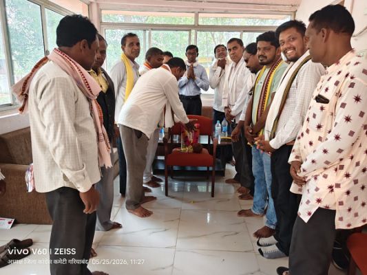 झीरम घाटी के शहीदों को कांग्रेसियों ने दी भावभीनी श्रद्धांजलि