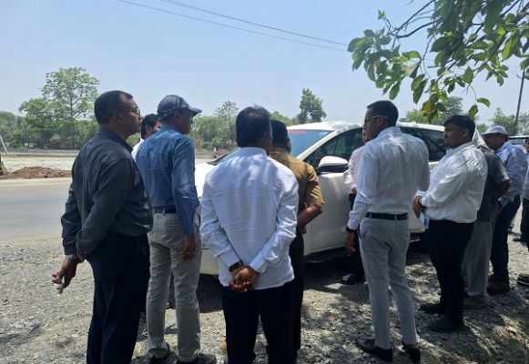  लोक निर्माण विभाग के सचिव ने सड़कों का काम देखा