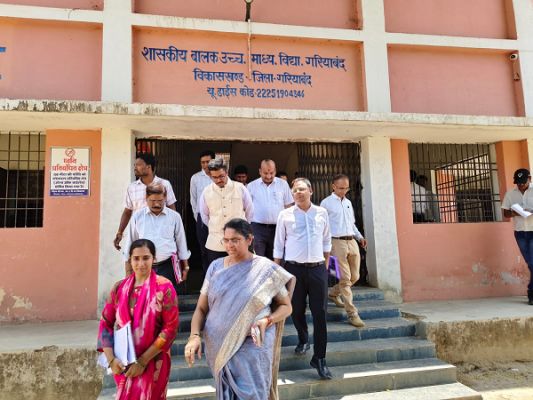 हमे सरकारी स्कूल कि गुणवक्ता इतनी बढाना हैं कि प्राइवेट स्कूल को पीछे छोड़ सके, आर संगीता, 