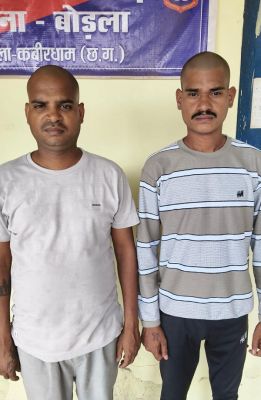 आई पी एल सीजन समाप्ति के बाद अपने घर लौटे 2 फरार सटोरिये गिरफ्तार