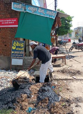 वर्षा ऋतु पूर्व नाली सफाई अभियान जारी