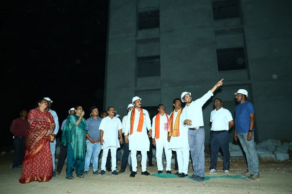  तारसगांव में निर्माणाधीन मेडिकल कॉलेज का स्वास्थ्य मंत्री श्री श्याम बिहारी जायसवाल ने किया निरीक्षण