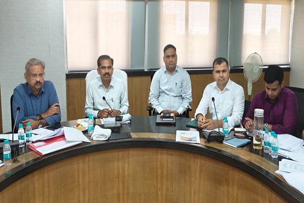  RTO/DTO मुख्यालय में उपस्थित रहें, बकाया वसूली अभियान तेज करें-सचिव एवं परिवहन आयुक्त श्री एस प्रकाश