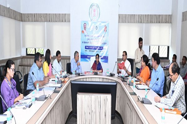 छत्तीसगढ़ शराब व्यसन मुक्ति अभियान की राज्य स्तरीय समीक्षा बैठक सम्पन्न