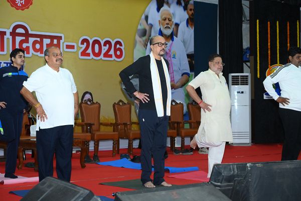  अंतर्राष्ट्रीय योग दिवस&rsquo;: योग को जीवनशैली में शामिल करें - राज्यपाल श्री डेका