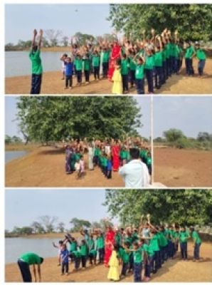 अंतर्राष्ट्रीय योग दिवस के अवसर पर अमृत सरोवर में हुआ योगाभ्यास कार्यक्रम का आयोजन