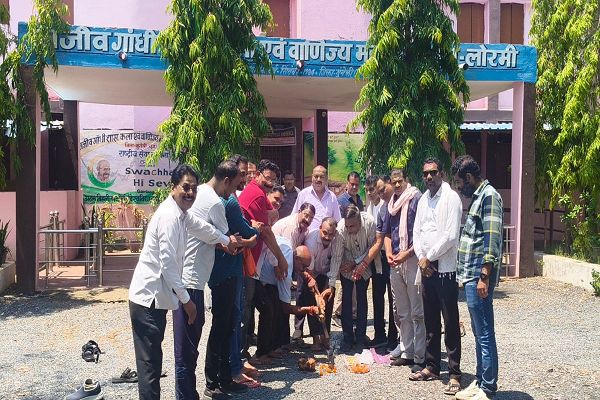  कालेज परिसर में 19 लाख के पयोर ब्लाक निर्माण कार्य का किया गया भूमि पूजन
