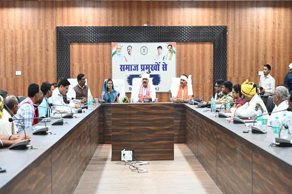  नक्सल मुक्त बस्तर के नव निर्माण में समाज निभाए अग्रणी भूमिका : उप मुख्यमंत्री श्री विजय शर्मा