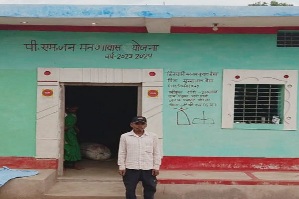 कच्चे घर से पक्के आशियाने तक : कृष्णा बैगा के जीवन में आया खुशियों का नया सवेरा