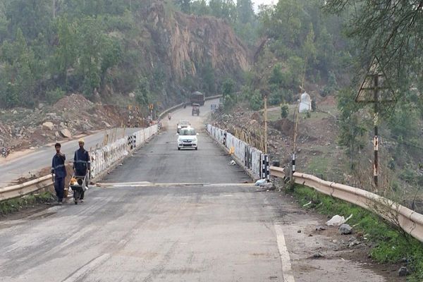 बड़ी राहत : आवाजाही के लिए खुला तान नदी ब्रिज