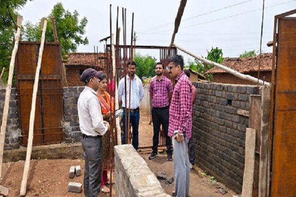 मुख्य कार्यपालन अधिकारी जिला पंचायत ने किया ग्राम पंचायतों का निरीक्षण