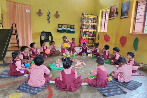  सुकमा में &lsquo;सशक्त आंगनबाड़ी अभियान&rsquo; से बच्चों की शिक्षा को मिल रही नई दिशा