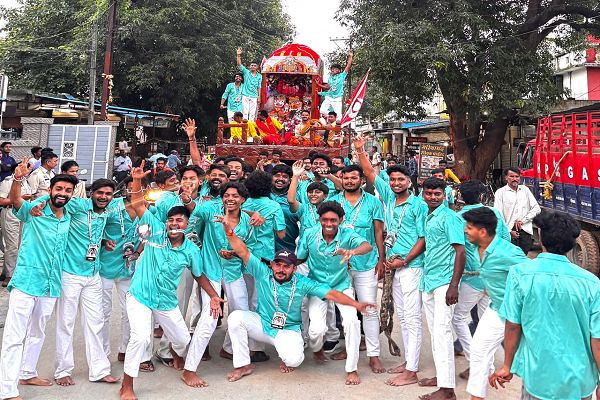 बाहुड़ा रथयात्रा में उमड़ा हजारों श्रद्धालुओं का जनसैलाब,जय जगन्नाथ के जयघोष से भक्तिमय हुआ पूरा नगर