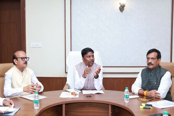 सहकारिता क्षेत्र को और मजबूत बनाने पर दें जोर- सहकारिता मंत्री केदार कश्यप