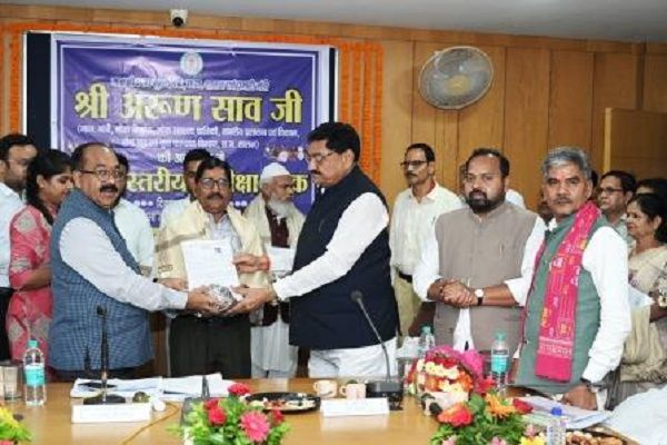&ldquo;सेवा, शिद्दत और संकल्प से करें काम, बेमेतरा को बनाएं प्रदेश का अग्रणी जिला&rdquo; : उप मुख्यमंत्री अरुण साव