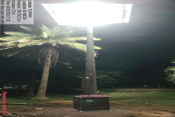 सोलर हाई मास्ट से रोशन हो रहे वनांचल के गांव