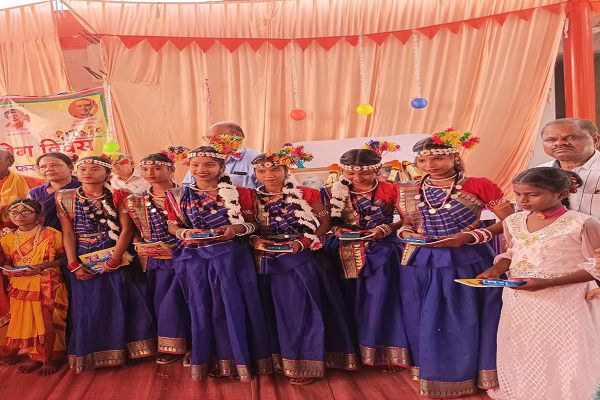  विश्व आदिवासी दिवस   समाज की संस्कृति, अधिकारों और सम्मान की रक्षा