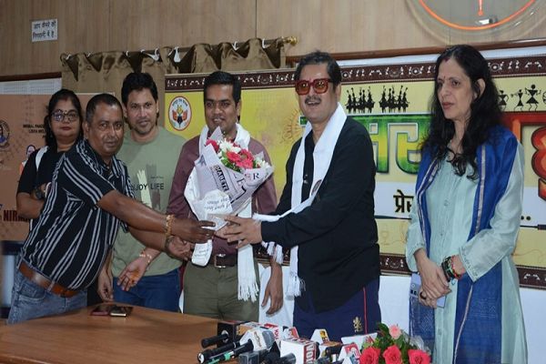 &lsquo;हमर पहुना&rsquo; में रोहिताश्व गौड़ ने साझा किए &lsquo;भाभी जी घर पर हैं&rsquo; के अनुभव
