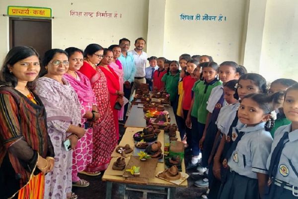 बेगलेस डे में दिखी प्रशासन की रचनात्मक पहल