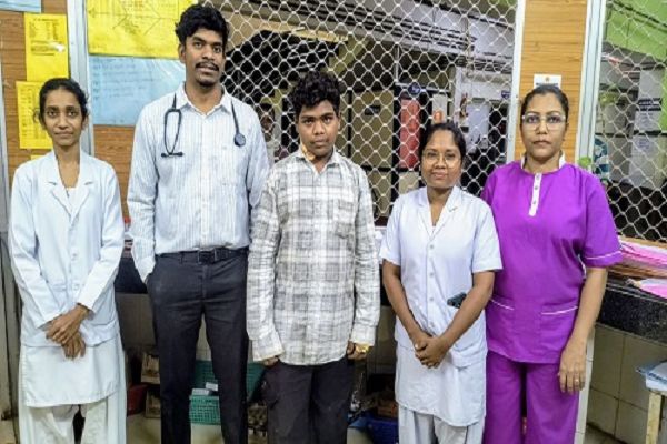 सर्पदंश से मौत के मुंह में पहुँचे 14 वर्षीय बालक नेमीचंद को मिला जीवनदान