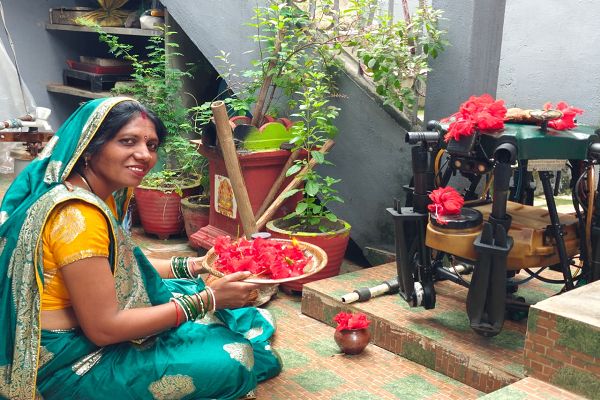 हरेली पर बालोद में परंपरा और आधुनिकता का अनूठा संगम