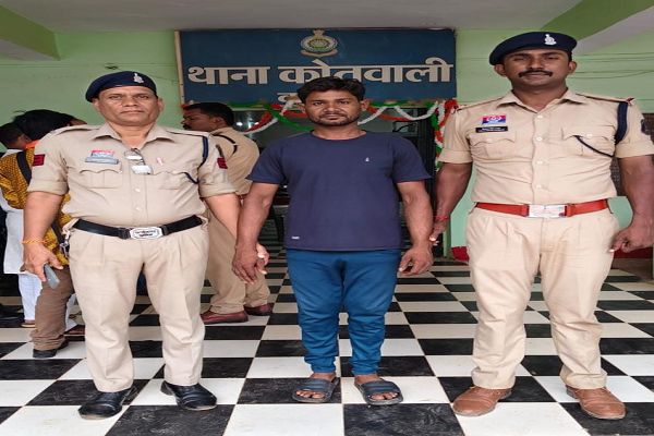 तलवार लहराकर राहगीरों को डरवाने  वाला आरोपी रामसिंह गिरफ्तार*-आरोपी पर आर्म्स एक्ट के तहत की गई कार्यवाही-
