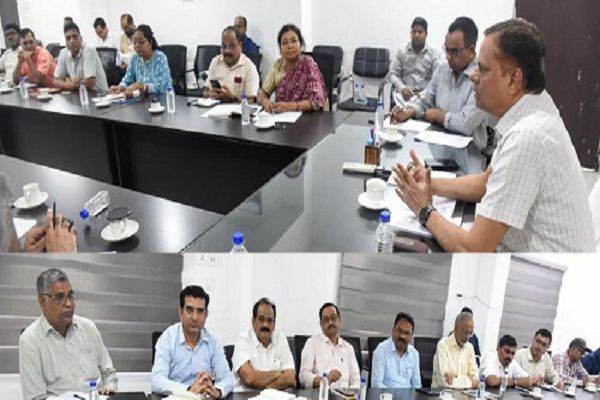 ड्राई नलकूप में वॉटर लेवल बढ़ाने हेतु बनायें रिचार्ज सोकपीट : राठौर