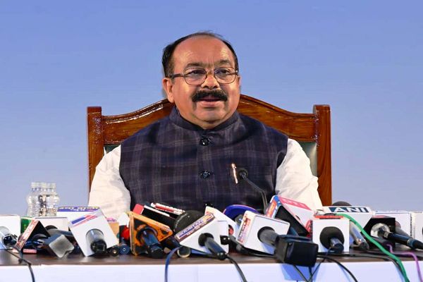 'लोक निर्माण से छत्तीसगढ़ निर्माण' के मूलमंत्र के साथ अधोसंरचना विकास को दे रहे नई गति &ndash; श्री अरुण साव