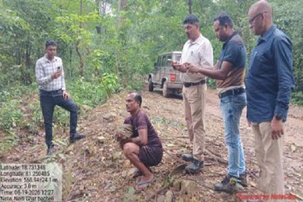 वन विभाग की तत्परता से भयभीत माउस डियर का सुरक्षित रेस्क्यू, उपचार उपरांत प्राकृतिक आवास में छोड़ा गया