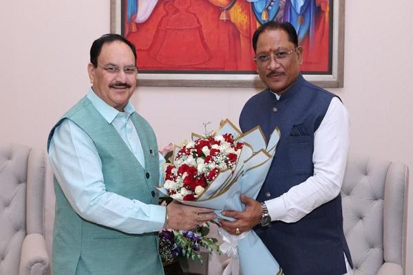 मुख्यमंत्री श्री विष्णु देव साय ने केंद्रीय स्वास्थ्य मंत्री श्री जे.पी. नड्डा से की सौजन्य भेंट