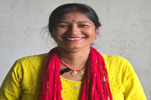 महतारी वंदन ने बढ़ाई रक्षाबंधन की मिठास, उषा पांडे अब भाई के लिए खरीदेंगी राखी और उपहार