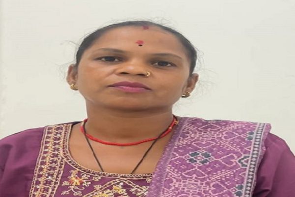 महतारी वंदन योजना से चंदापुरी के चेहरे पर आई खुशी