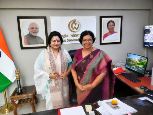  राष्ट्रीय महिला आयोग की अध्यक्ष श्रीमती विजया रहाटकर से राज्य महिला आयोग की अध्यक्ष डॉ. ममता साहू ने की सौजन्य भेंट