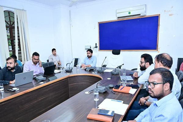 सीईओ अभिषेक ने नोडल अधिकारियों को आश्रम छात्रावास का निरीक्षण करने के निर्देश