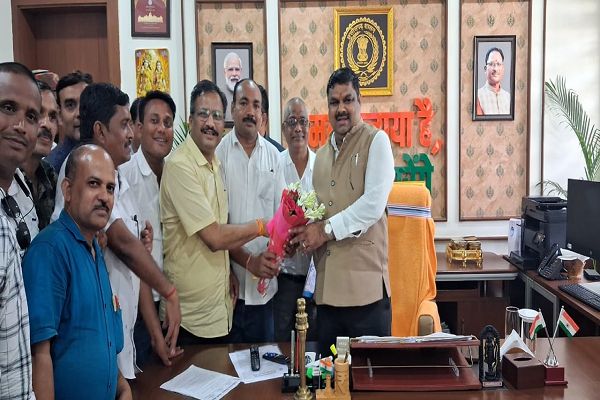 शिक्षकों के लिए विभागीय टेट कराने पर शिक्षामंत्री राजी   शिक्षकों की सेवा सुरक्षित करेंगे, वरिष्ठता पर पदोन्नति देने का बनाएंगे रास्ता,