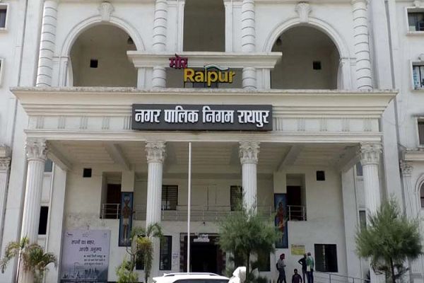 रायपुर में 113 बिल्डरों को निगम का नोटिस, फिर भी जारी है निर्माण...