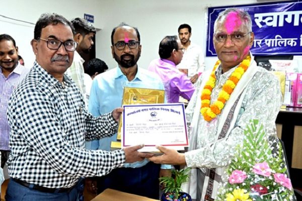 निगम के 7 कर्मचारियों को सेवानिवृत्ति पर दी गई विदाई
