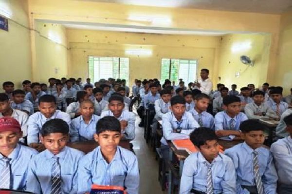 स्कूली बच्चों को तनाव प्रबंधन के उपायों की दी गई जानकारी