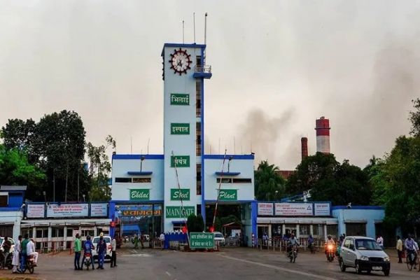 प्लेट मिल एवं यूआरएम ने रचा नया इतिहास: पहली बार पार किया 100 लॉन्ग रेल रेक का आंकड़ा