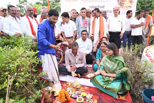  गन्ना किसान हमारी अर्थव्यवस्था की बहुत बड़ी कड़ी--भावना बोहरा