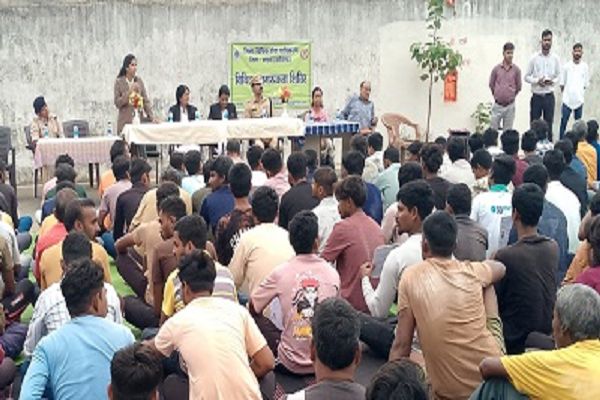 कैदियों की सुविधाओं, स्वास्थ्य और विधिक सहायता की हुई गहन समीक्षा