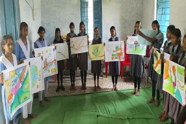 2034 स्कूलों में चित्रकला व भाषण प्रतियोगिताओं का सफल आयोजन&rsquo;
