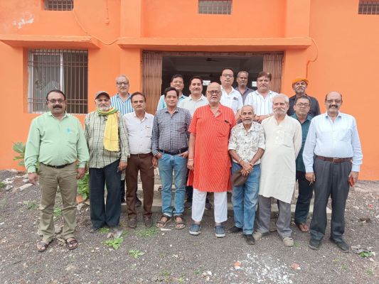 शरद तिवारी अध्यक्ष, महेंद्र शुक्ला पुनः बने सचिव