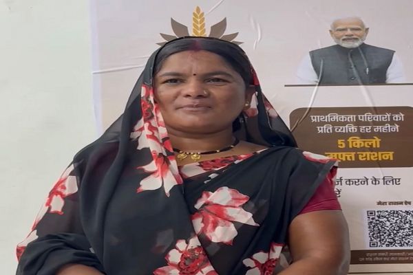  मुख्यमंत्री खाद्यान्न सहायता योजना से दूर हुई अनिता की सबसे बड़ी चिंता,आर्थिक सशक्तिकरण से रोजमर्रा की जिंदगी बनी आसान