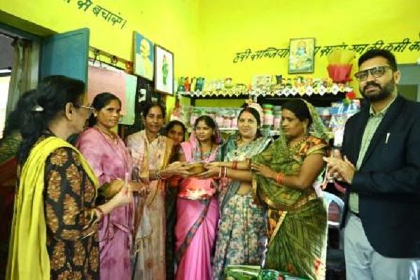 सेवा संकल्प अभियान के तहत जिले में &lsquo;आंगन मिलन सेवा&rsquo; की शुरुआत, पहले दिन 219 आंगनबाड़ी केंद्रों में हुआ आयोजन