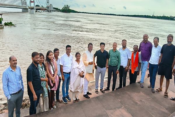 बाढ़ प्रभावित क्षेत्रों का विधायक और कलेक्टर ने लिया जायजा  राहत-बचाव की तैयारियों की समीक्षा, अधिकारियों को दिए जरूरी निर्देश