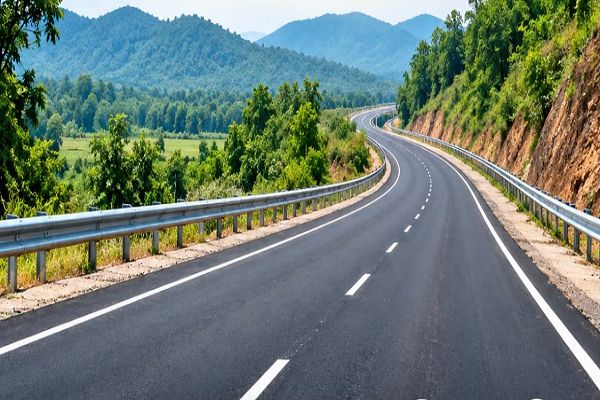 विशेष लेख : धमतरी-नगरी मार्ग के 60.20 किलोमीटर हिस्से के मजबूतीकरण को 62.86 करोड़ रुपये की प्रशासकीय स्वीकृति